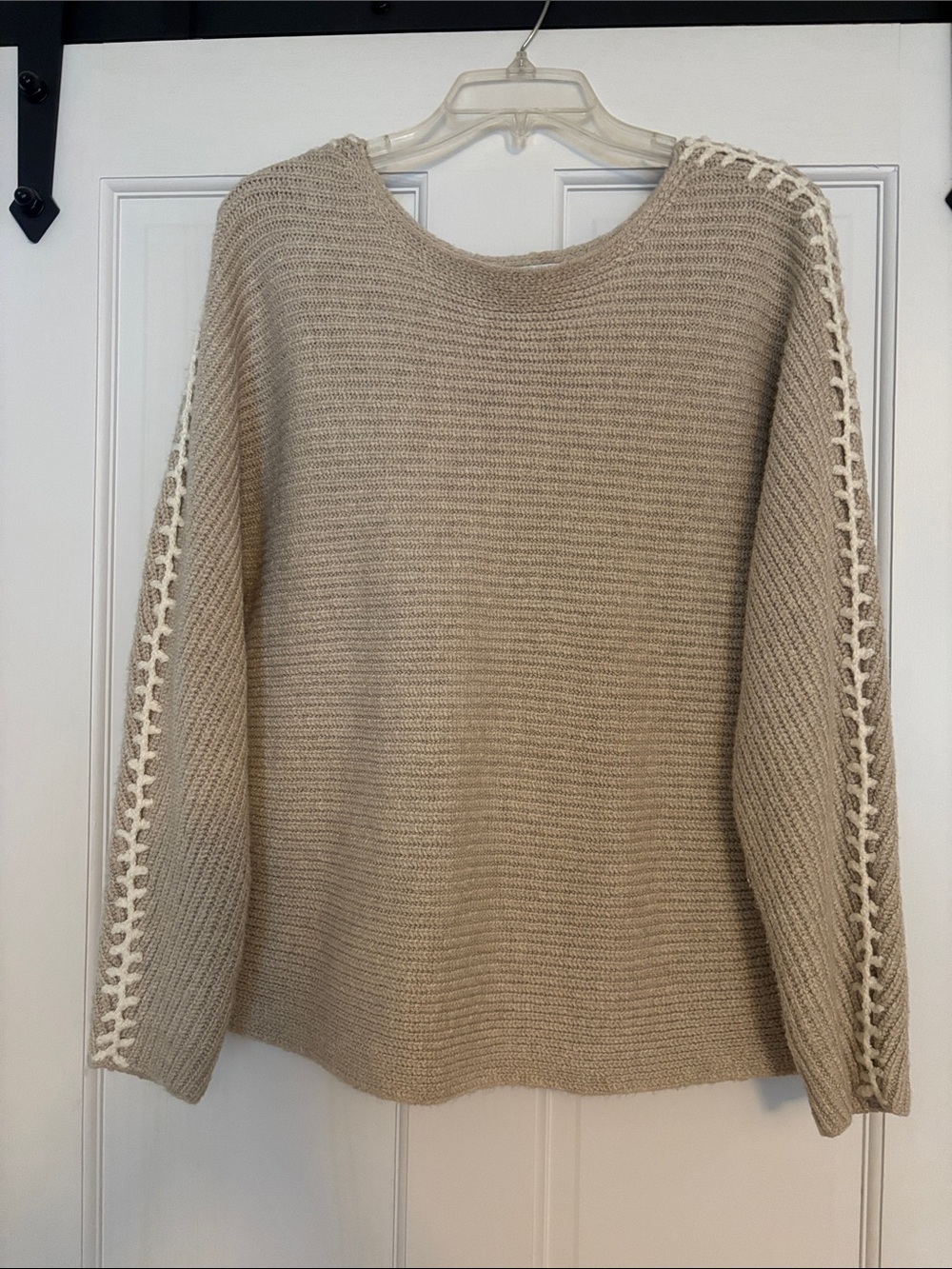 Pure Jill Classic Cozy Knit Sweater in Beige with White Trim Size Small